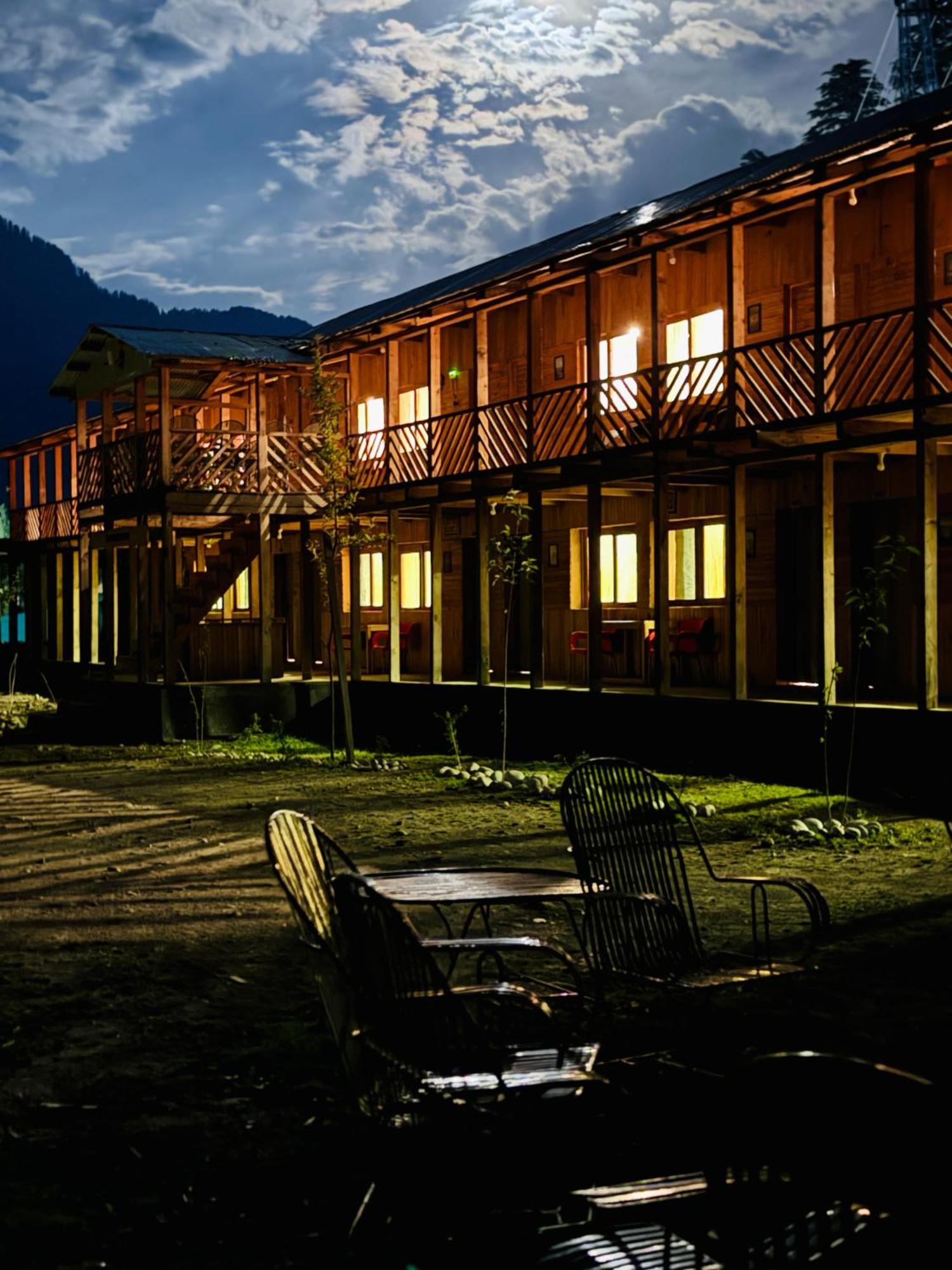 Wyndham Heritage Hotel & Resort Sharda Shardi Экстерьер фото